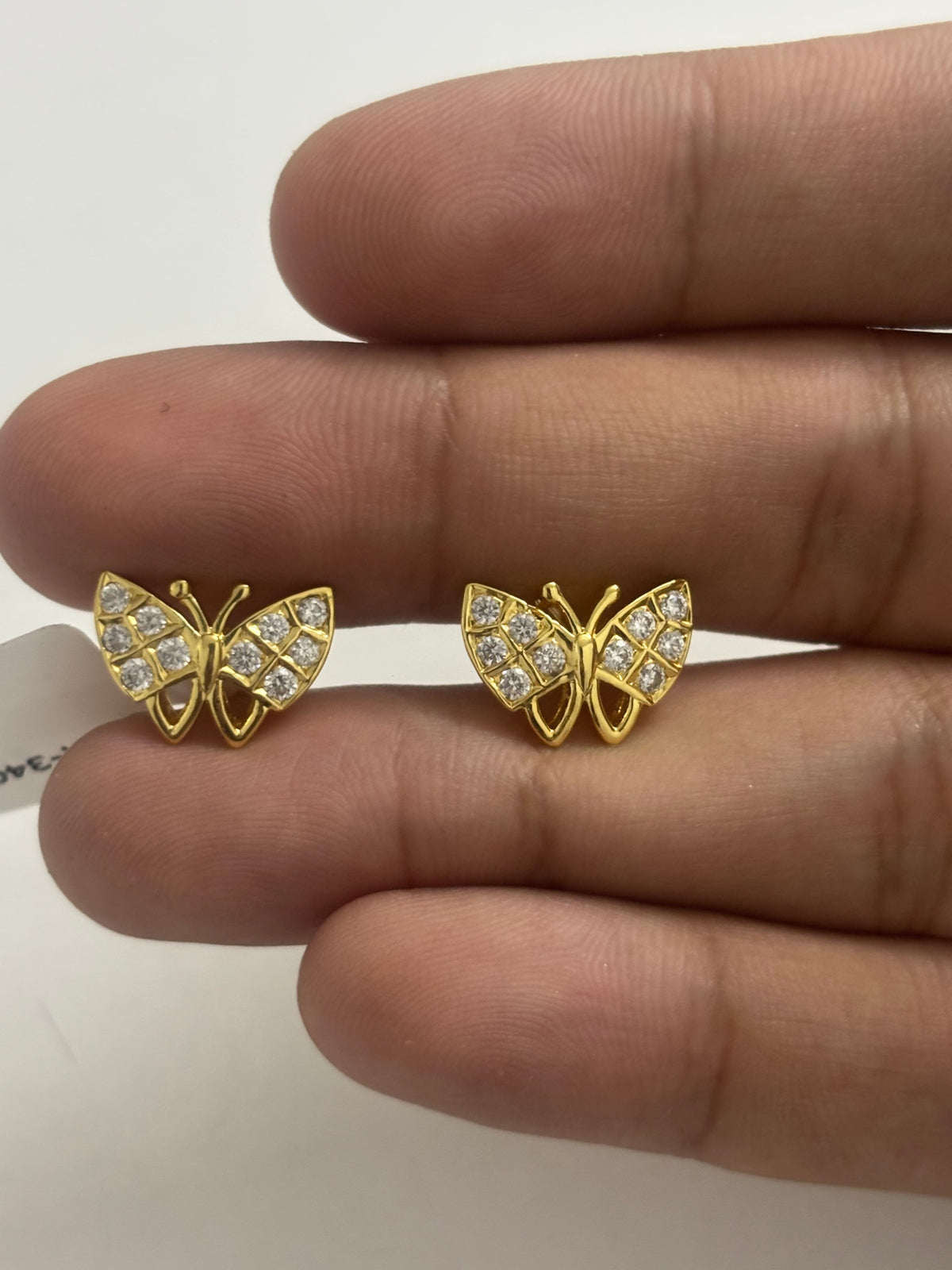 Titli – Pavé Butterfly Studs